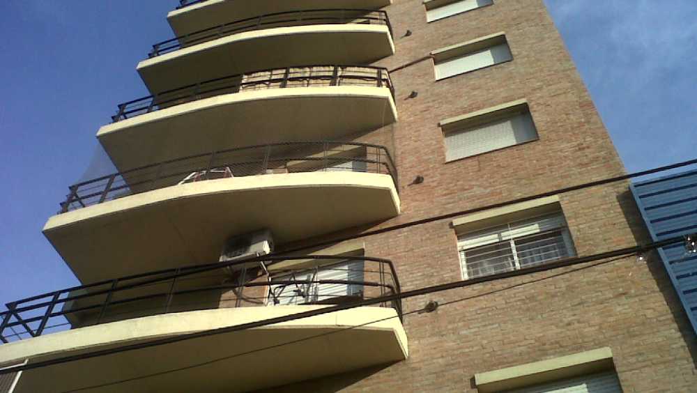 Colegiales: Venta Semi Piso 3 Amb C/Balcón Frente c/Cochera Vista Abierta...!! - Imagen 1