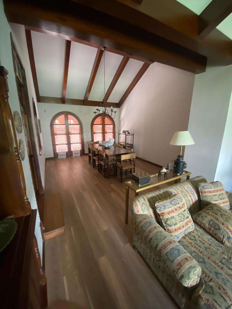 Casa en Río Cuarto: en Venta · 3 dorm - Imagen 2