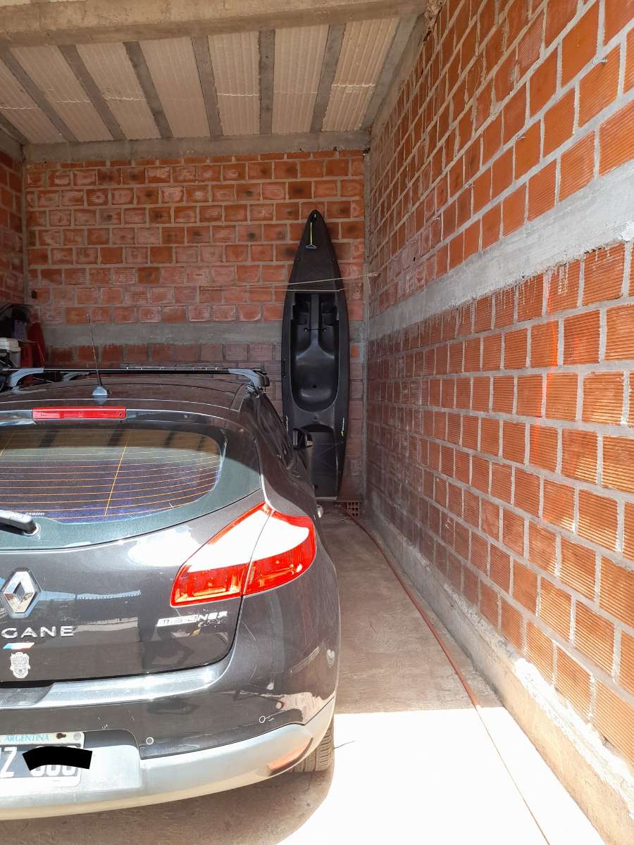 Comprar Casa en Posadas · dueño directo · 1 dorm · 3 cocheras · 240 m² de lote - Imagen 4