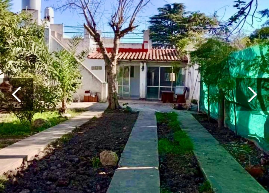 En Lomas de Zamora, Casa en Venta · dueño directo · 4 o más dorm · cochera · 425 m² de lote - Imagen 1