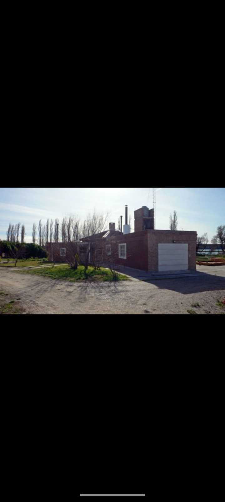 Campo único en Viedma en Venta · dueño directo · 4 o más dorm · 5 cocheras · 20.000 ha - Imagen 4