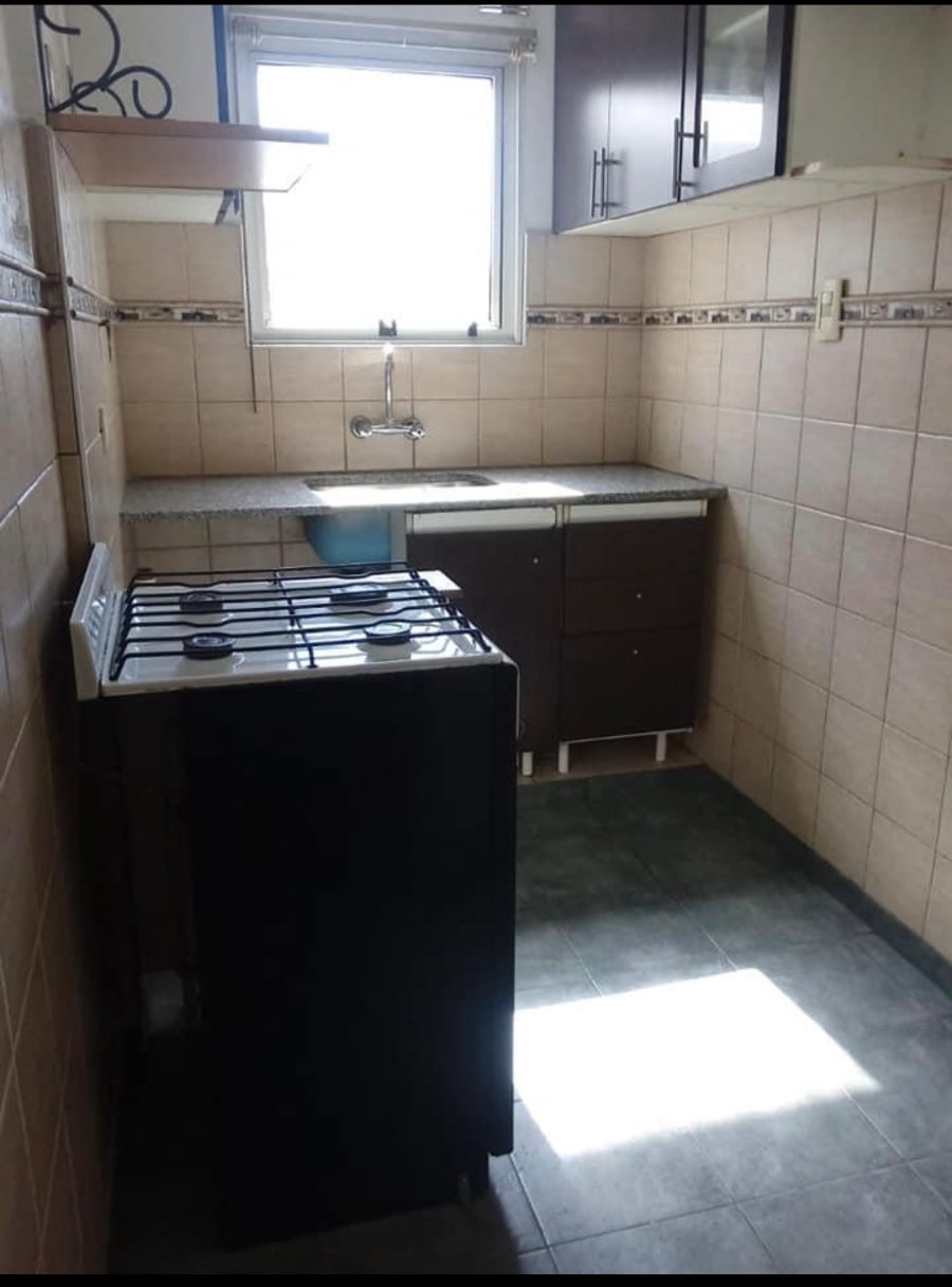 Departamento en Venta en La Plata, · barrio con seguridad · dueño directo · 2 dorm · 51 m² de lote - Imagen 3