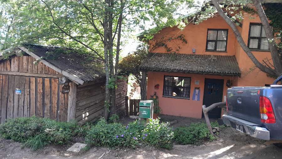 Casa única en Bariloche en Venta · dueño directo · 4 o más dorm · cochera · 770 m² de lote - Imagen 2