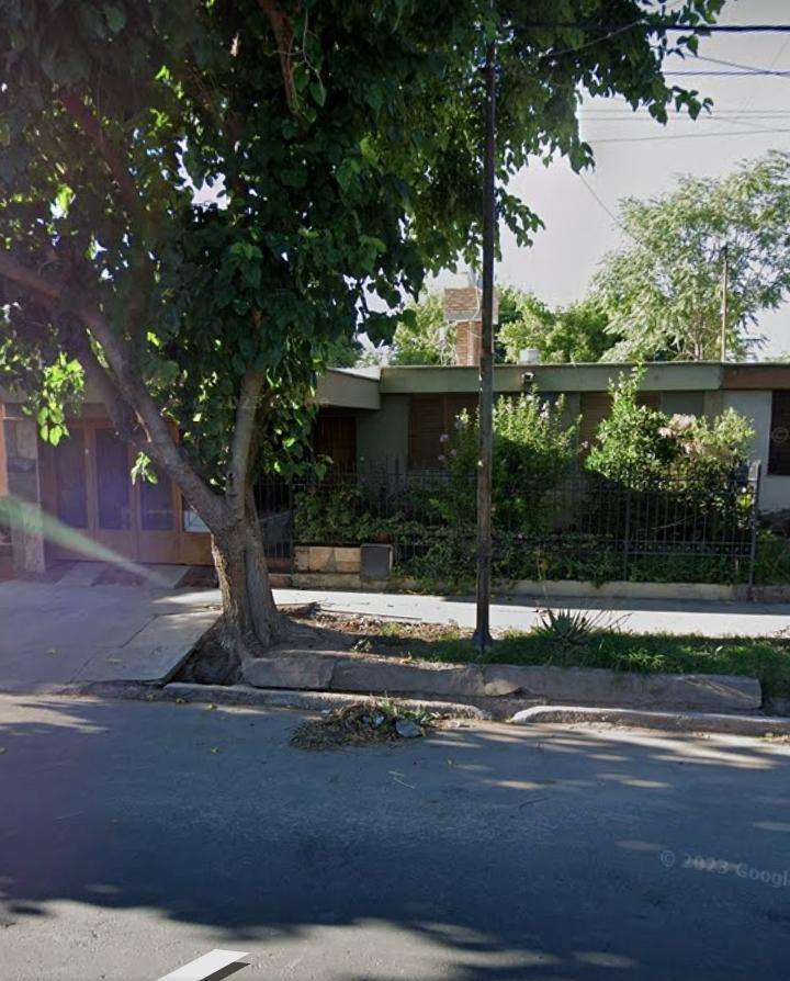 Casa en La Carrodilla para en Venta · 3 dorm · 3 ambientes · cochera · 220 m² de lote - Imagen 1