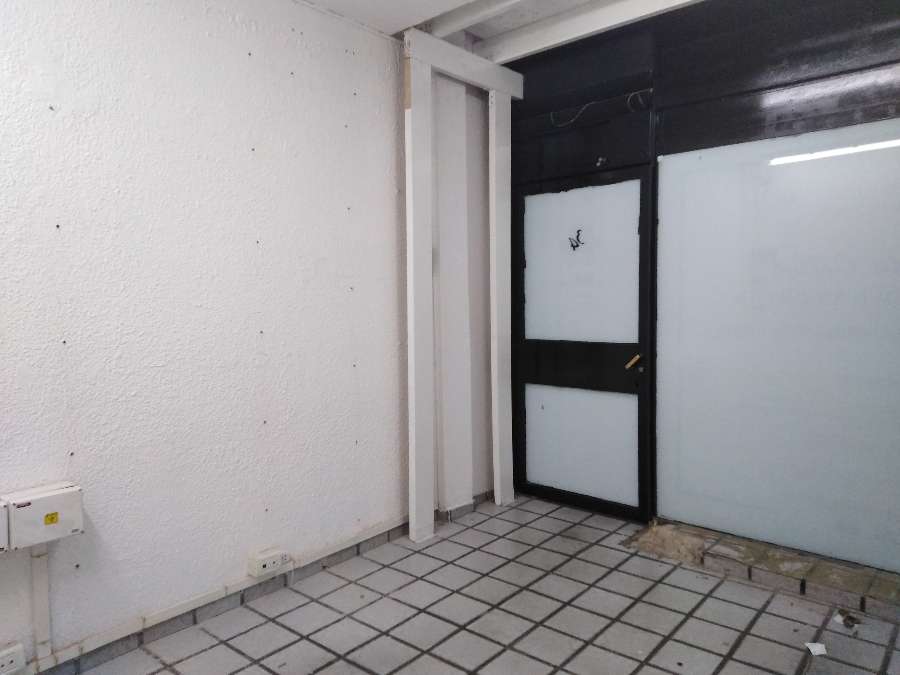 Locales comerciale disponible en Flores · dueño directo · 2 ambientes - Imagen 5