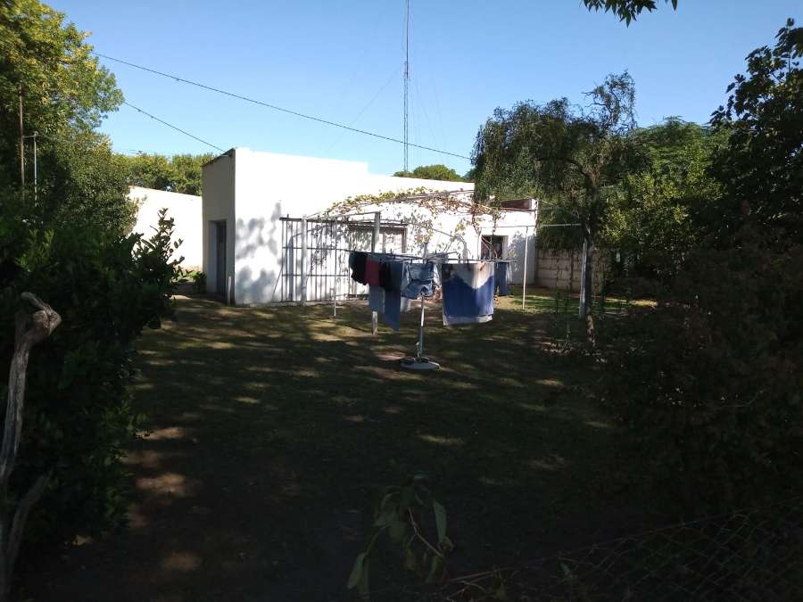 Casa en Venta en Saladillo, · dueño directo · 2 dorm · cochera · 534 m² de lote - Imagen 3