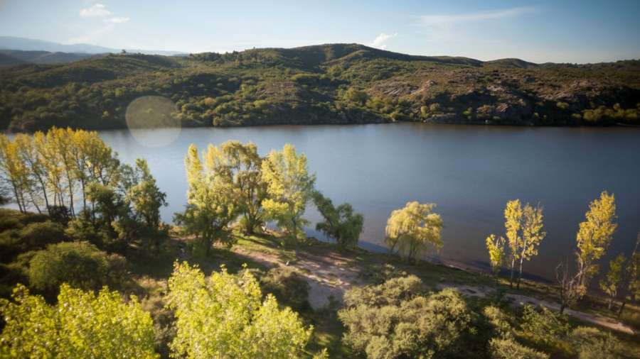 Terreno en Venta en San Luis, · frente 1.510 m · largo 3.987 m · 678 m² de lote · barrio privado - Imagen 3