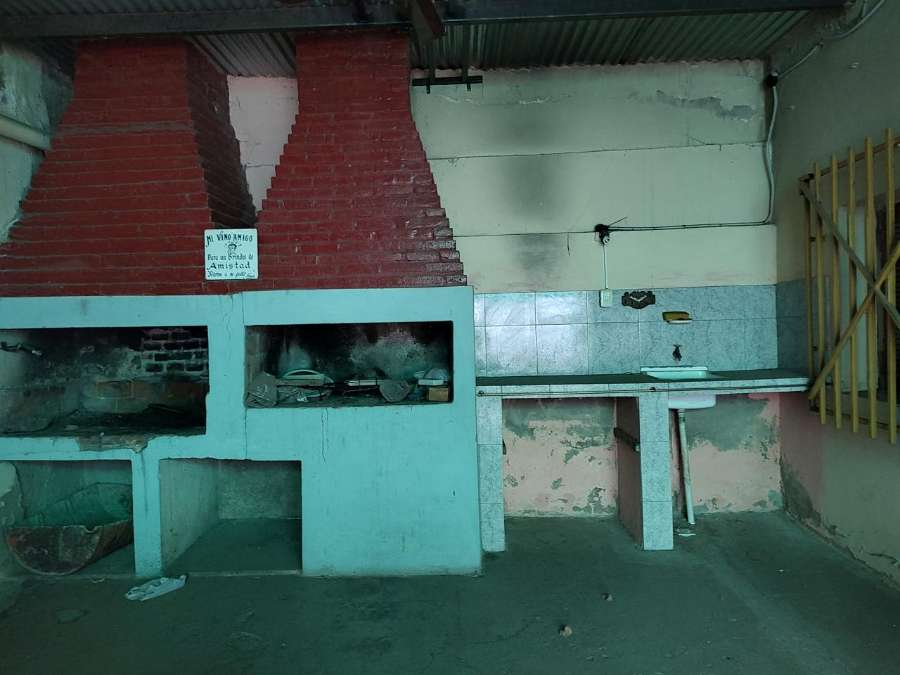 Casa en San Luis para en Venta · dueño directo · 2 dorm · 2 cocheras · 225 m² de lote - Imagen 4