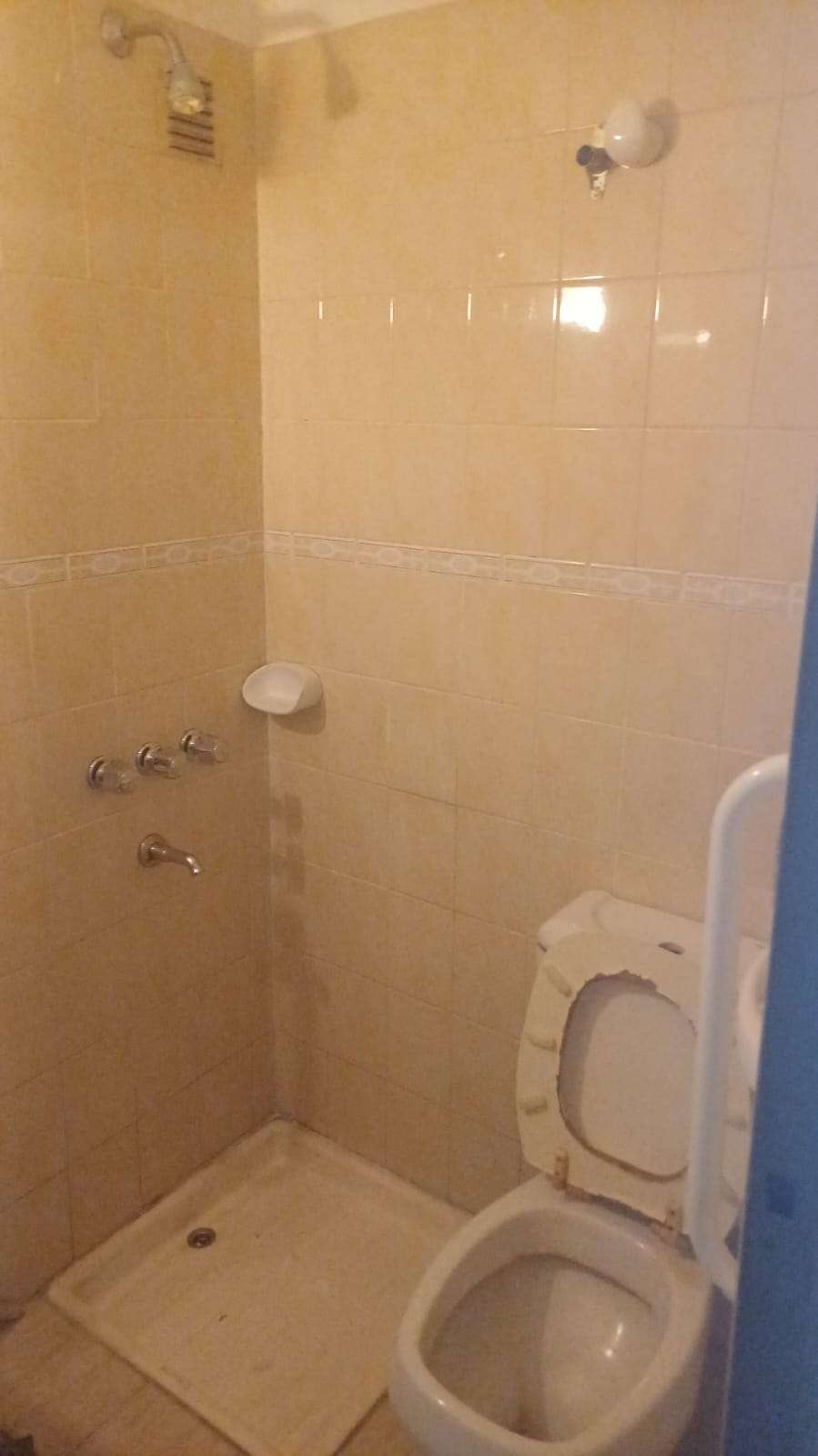 En Mendoza, Departamento en Alquiler · barrio con seguridad · dueño directo · 3 dorm · 87 m² de lote - Imagen 5