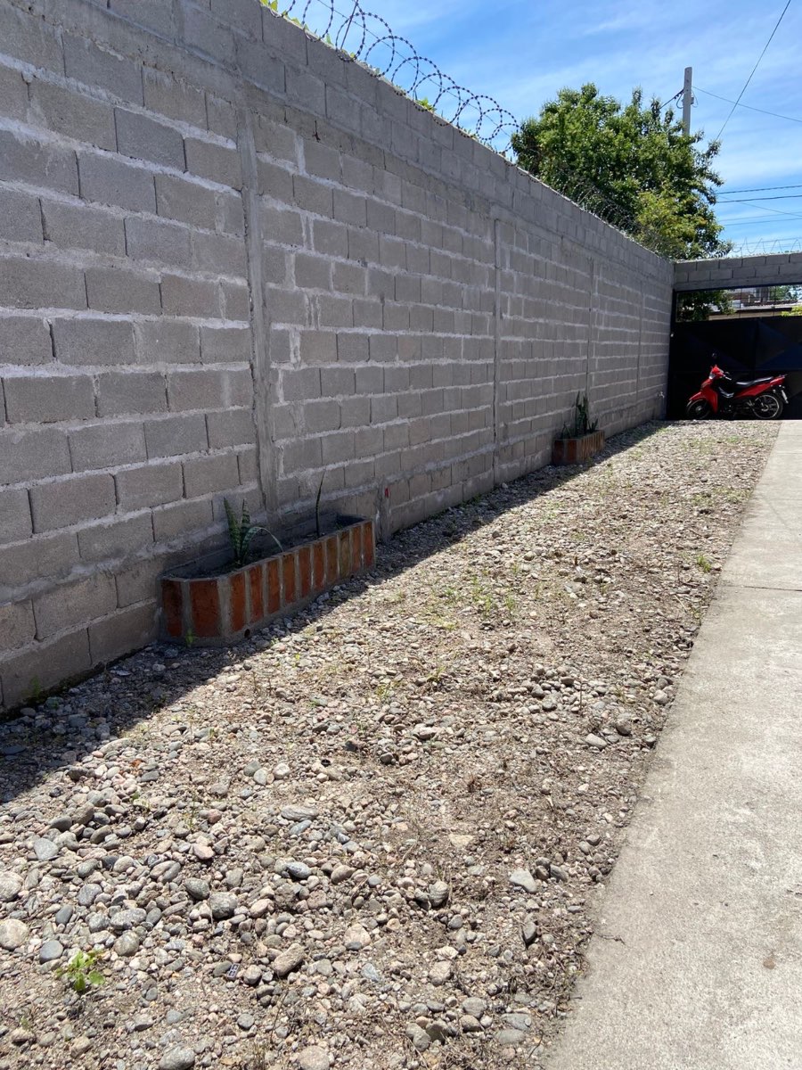 Comprar Terreno en San Miguel de Tucumán · frente 10 m · largo 28 m · 280 m² de lote · dueño directo - Imagen 3