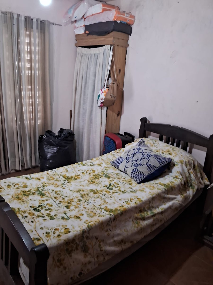 Casa en Venta en Córdoba · dueño directo · 3 dorm · cochera · 0 m² de lote - Imagen 2