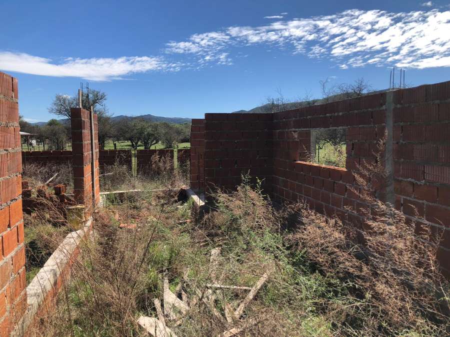 Casa única en Santa Rosa de Calamuchita en Venta · dueño directo · 2 dorm · cochera · 1.100 m² de lote - Imagen 1