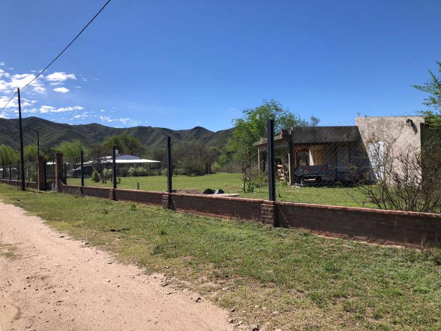 Casa única en Santa Rosa de Calamuchita en Venta · dueño directo · 2 dorm · cochera · 1.100 m² de lote - Imagen 5