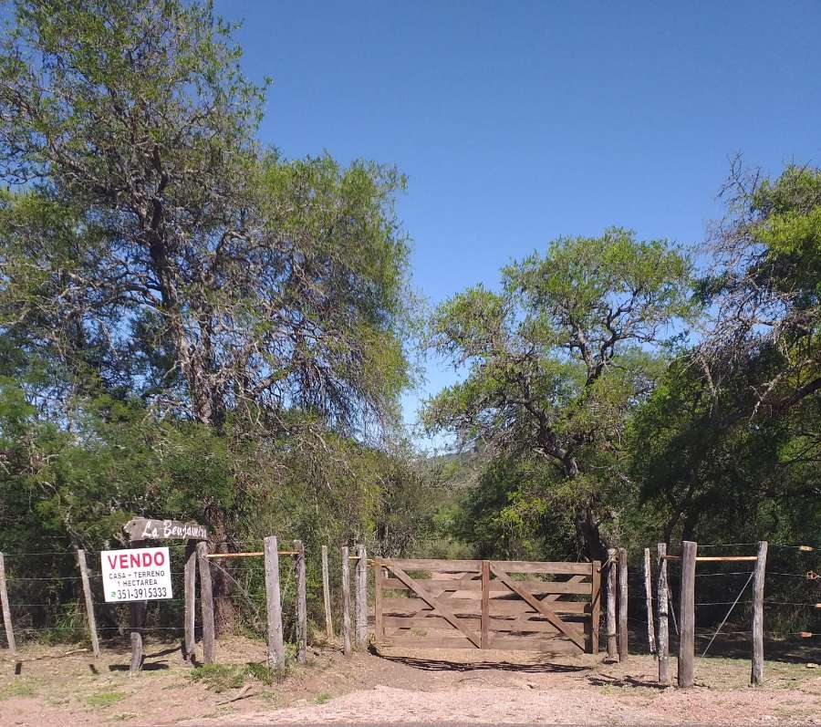 Campo disponible para la en Venta en Villa de Maria · dueño directo · 3 dorm · 2 cocheras · 1 ha - Imagen 3