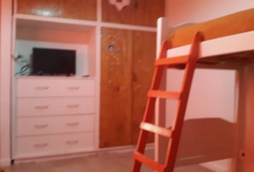 Casa disponible para la en Temporario en Necochea · dueño directo · 2 dorm · 2 cocheras · 10 m² de lote - Imagen 1