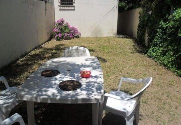 Excelente Casa en Mar del Tuyu en Temporario · dueño directo · 2 dorm · 3 ambientes · 45 m² de lote - Imagen 2