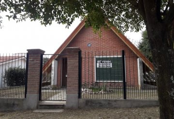 Casa en Venta en Villa Carlos Paz con · dueño directo · 2 dorm · 90 m² de lote - Imagen 2