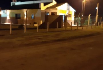 Casa disponible para la en Venta en General Alvear · dueño directo · 3 dorm · cochera · 1 ha - Imagen 1