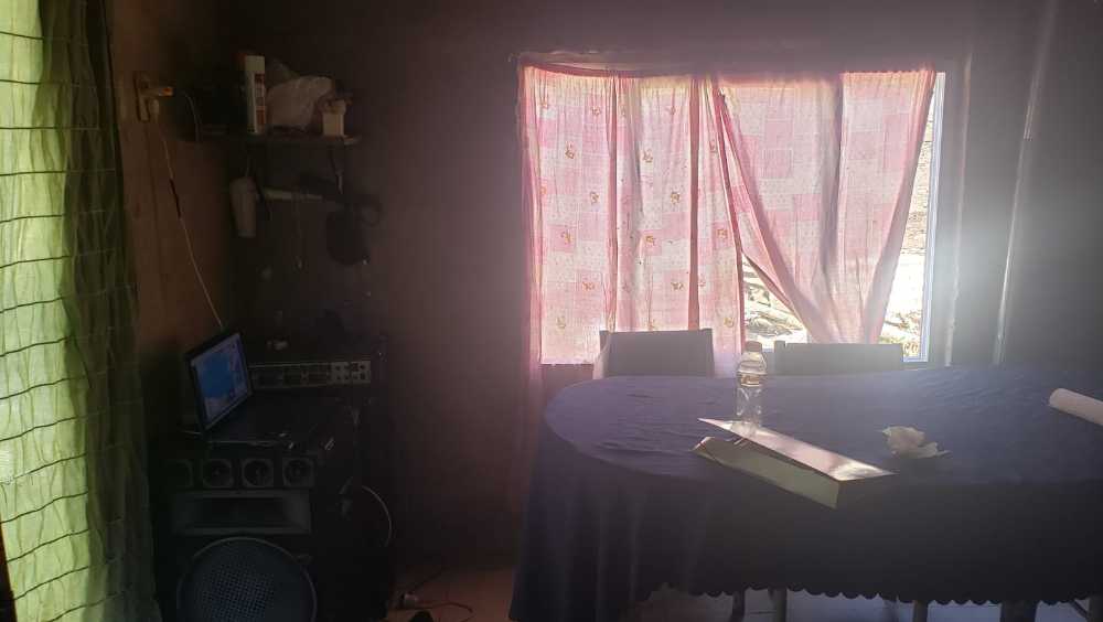 Casa en Berazategui para en Venta · dueño directo · 2 dorm · 3 ambientes · 240 m² de lote - Imagen 4