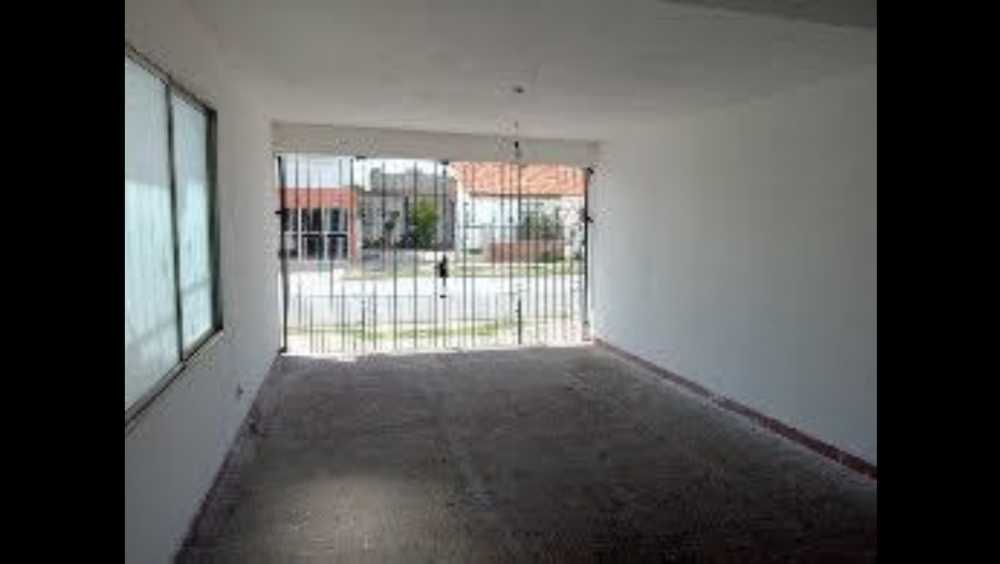 Oportunidad: Casa en Venta en Salta · dueño directo · 4 o más dorm · cochera · 280 m² de lote - Imagen 2