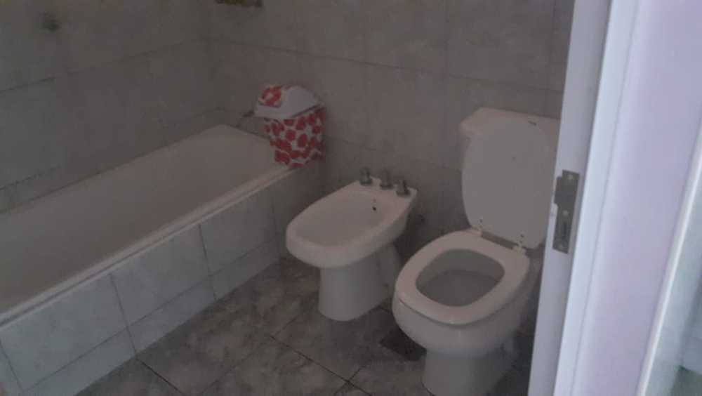 En Laguna Paiva, Casa en Venta · dueño directo · 2 dorm · 2 cocheras · 659 m² de lote - Imagen 5