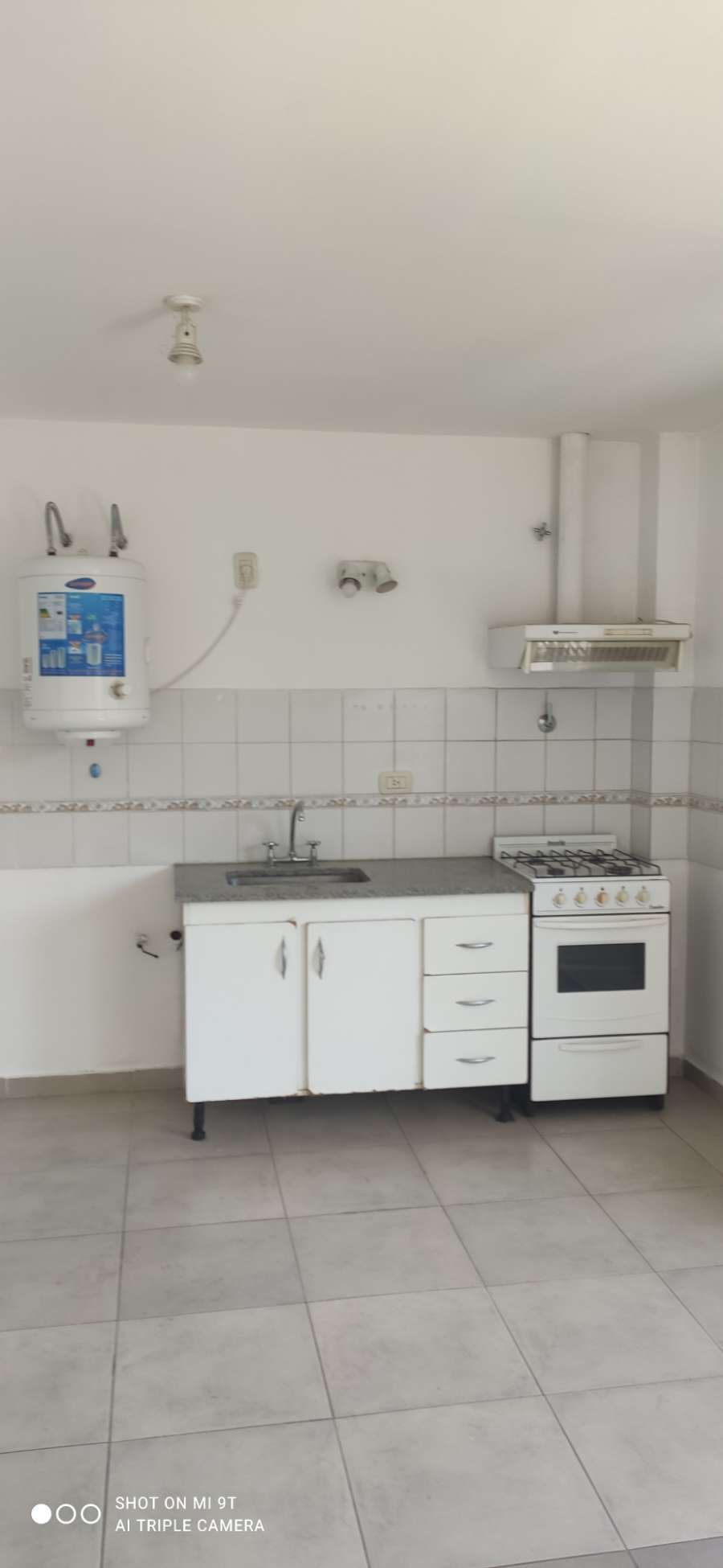 Departamento único en Moron en Venta · dueño directo · 1 dorm · 2 ambientes · 37 m² de lote - Imagen 4