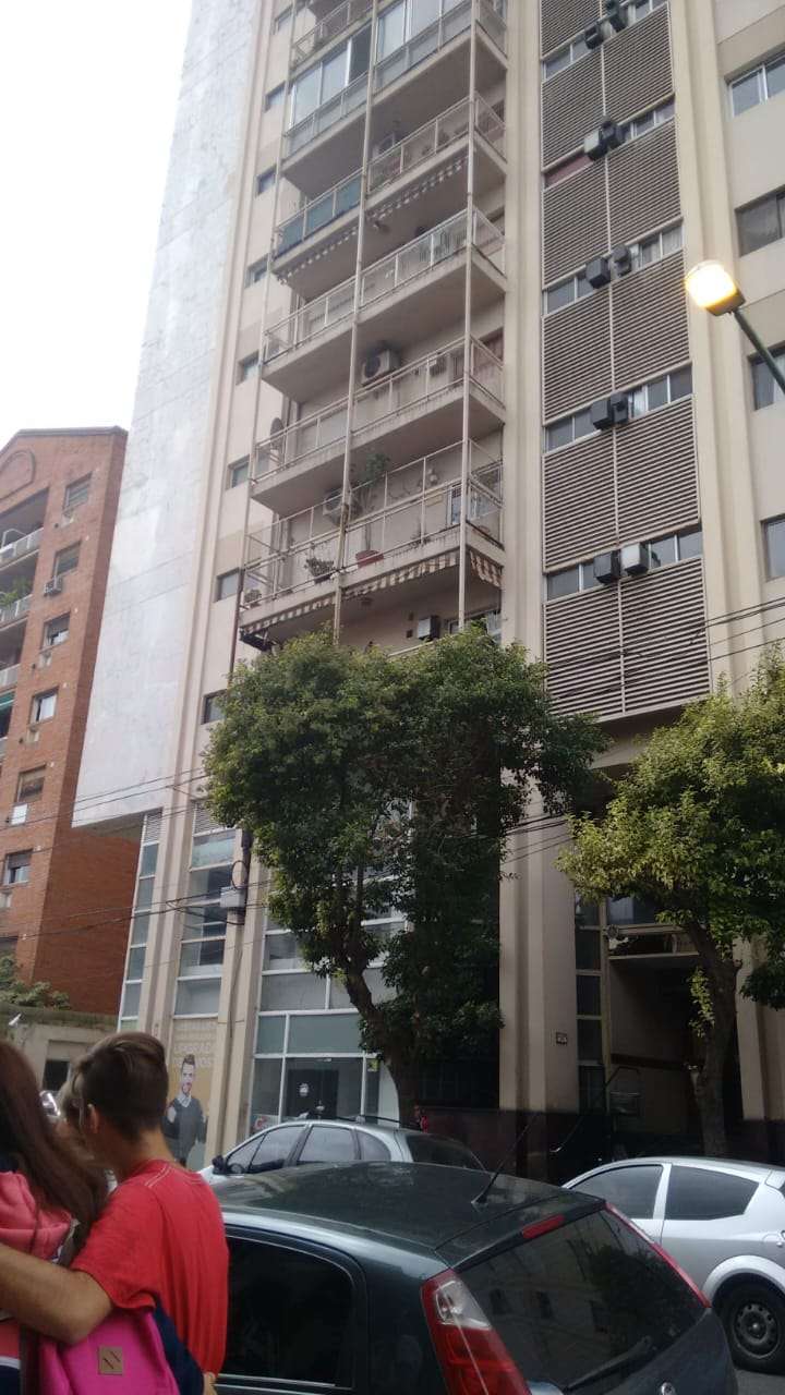 Comprar Departamento en Quilmes · dueño directo · 3 dorm · cochera · 130 m² de lote - Imagen 3