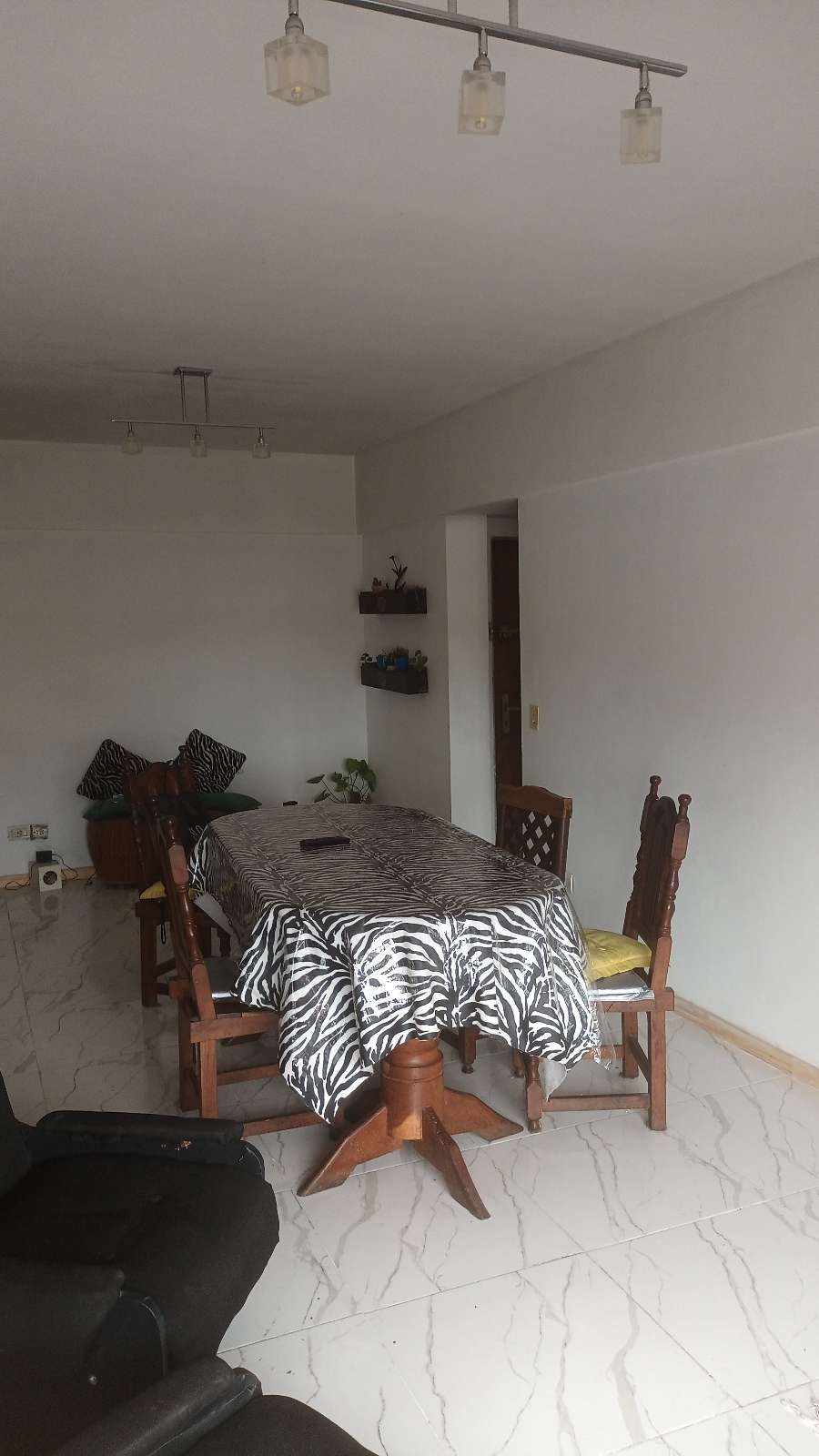 Comprar Departamento en Quilmes · dueño directo · 3 dorm · cochera · 130 m² de lote - Imagen 5