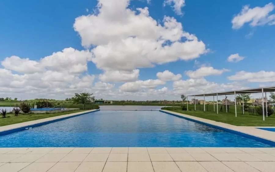 Excelente Terreno en Ezeiza en Venta · frente 12 m · largo 30 m · 360 m² de lote · barrio privado - Imagen 3