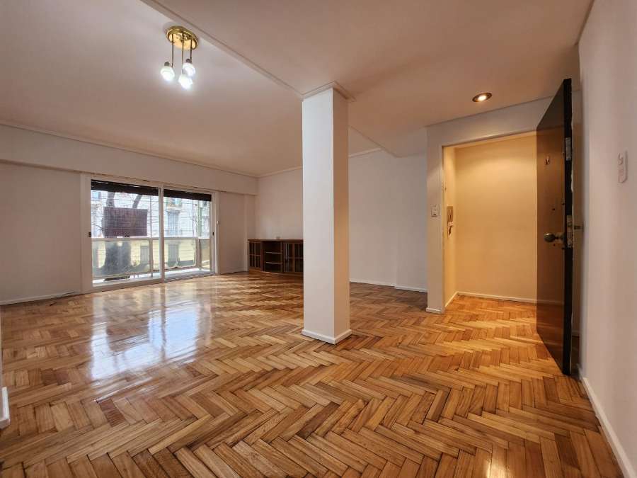 Departamento en Flores en Venta · dueño directo · 3 dorm · cochera · 92 m² de lote - Imagen 2