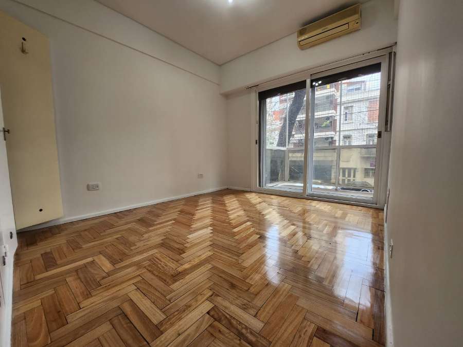 Departamento en Flores en Venta · dueño directo · 3 dorm · cochera · 92 m² de lote - Imagen 5