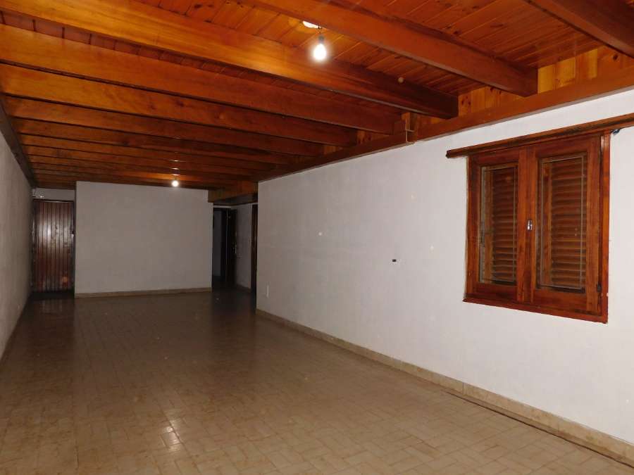 Calle 4 Nro 4224 entre calle 85 y 87, 