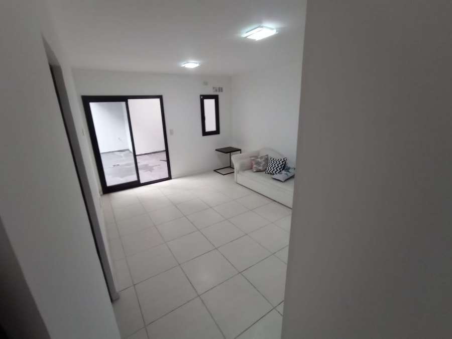 Departamento disponible para la en Venta en Avellaneda · 2 dorm · 3 ambientes · cochera · 88 m² de lote - Imagen 3