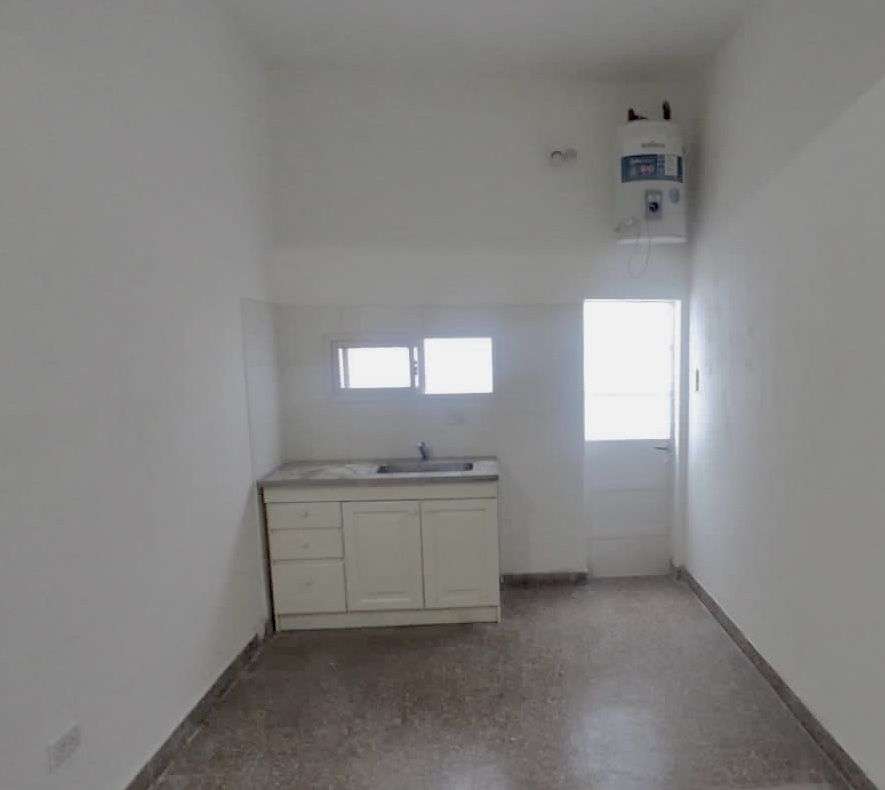Departamento en Lanus para en Venta · 1 dorm · 2 ambientes · 40 m² de lote - Imagen 2