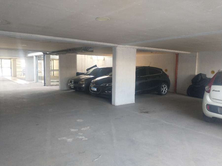 Oportunidad: Cochera en Venta en Belen de Escobar · dueño directo - Imagen 1