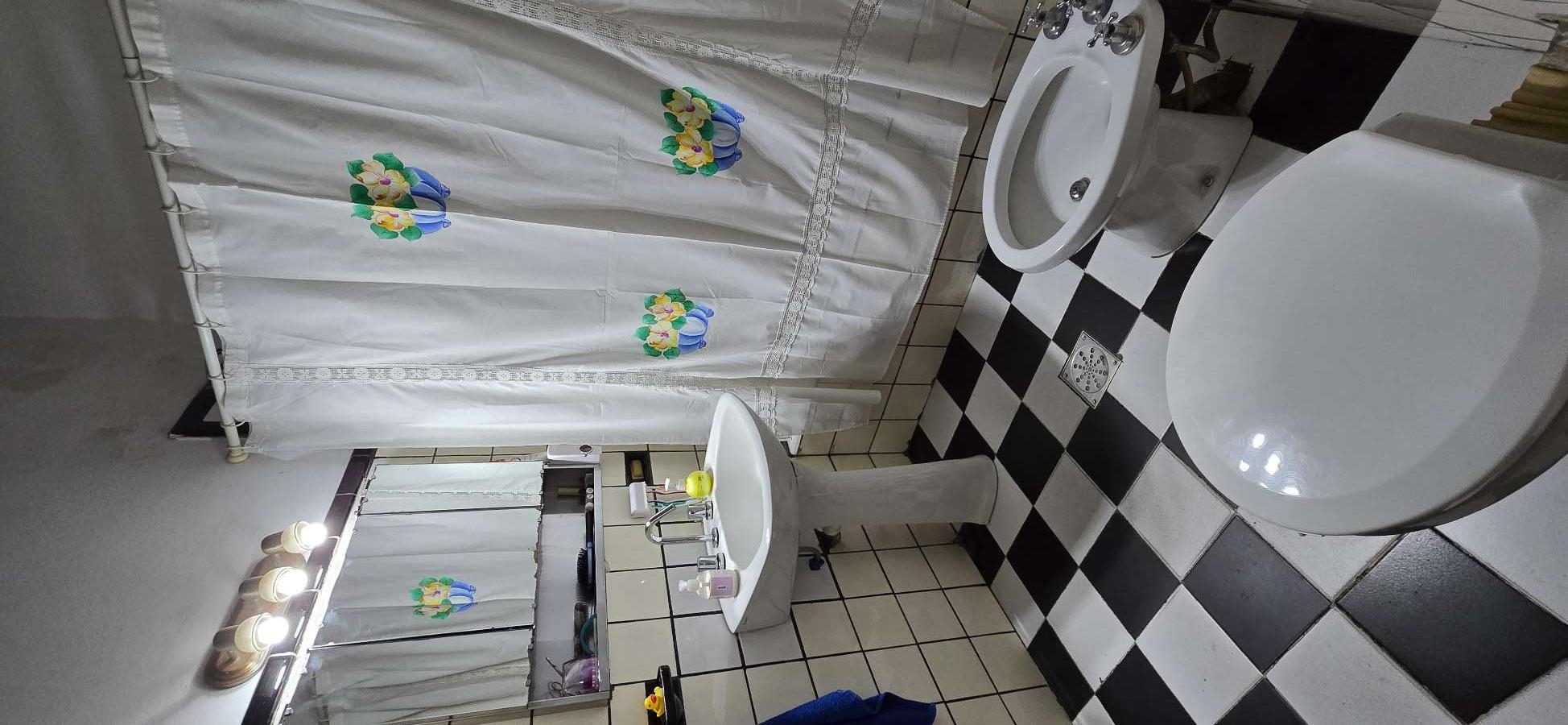 Casa Flores - Imagen