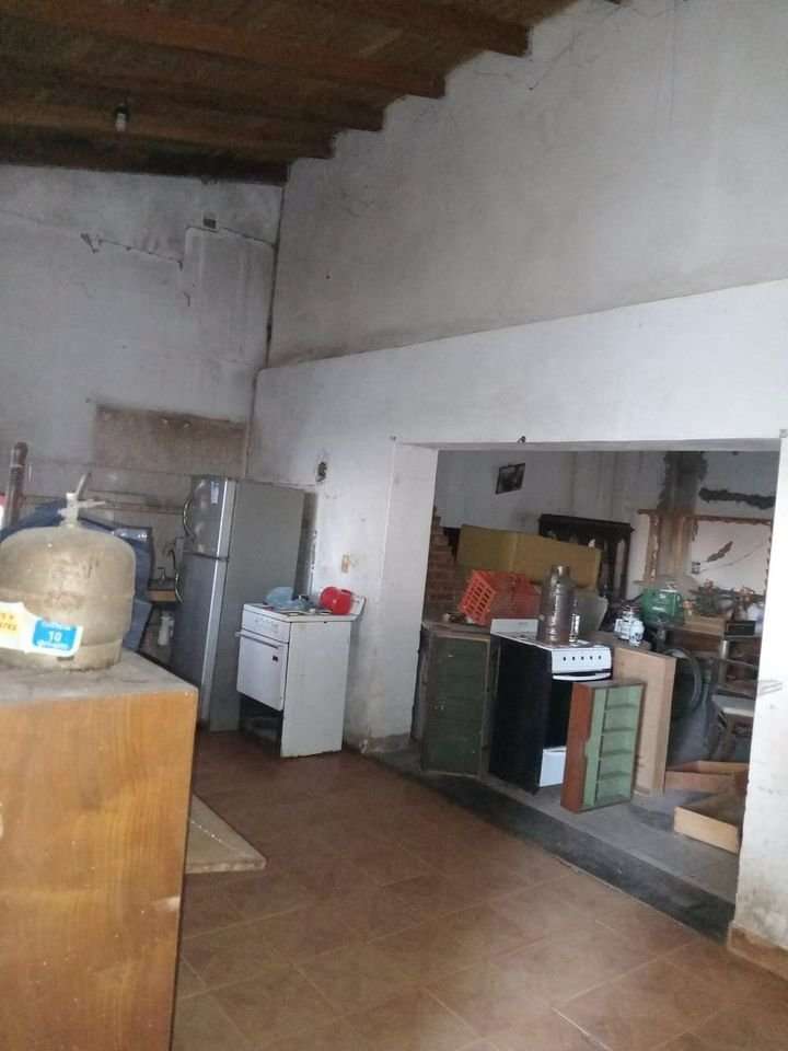 Tu próxima Casa en Venta en Villa Elisa · dueño directo · 4 o más dorm · 2 cocheras · 680 m² de lote - Imagen 1